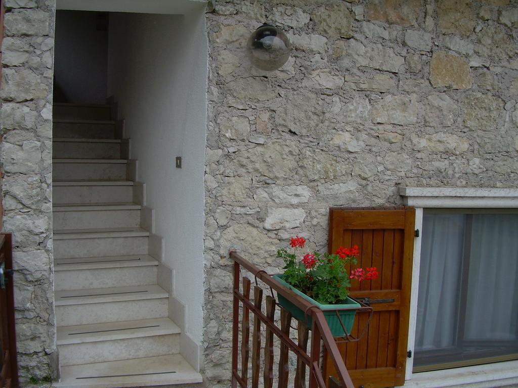 Casa Mary Lejlighed Brenzone sul Garda Værelse billede