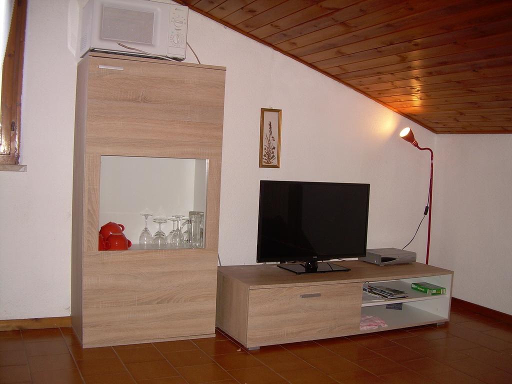 Casa Mary Lejlighed Brenzone sul Garda Værelse billede