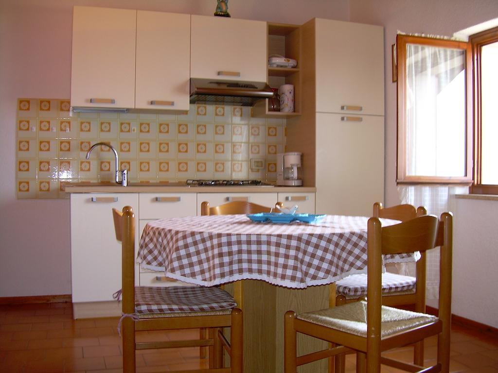 Casa Mary Lejlighed Brenzone sul Garda Værelse billede